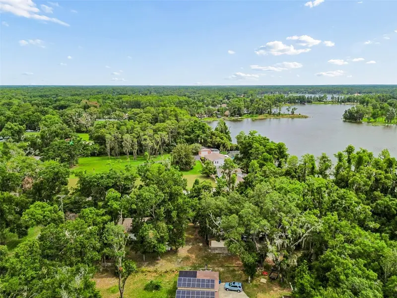 Crescent Ln, FL