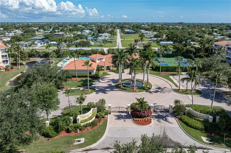 255 West End Dr #4205, FL