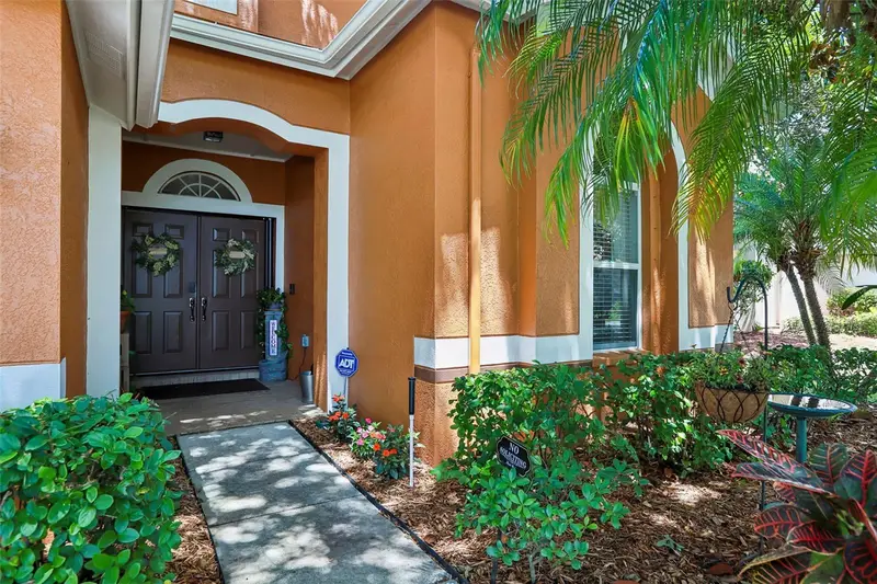 2708 Valencia Grove Dr, FL