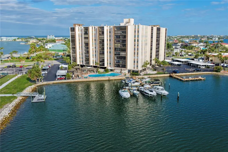 10355 Paradise Blvd #907, FL