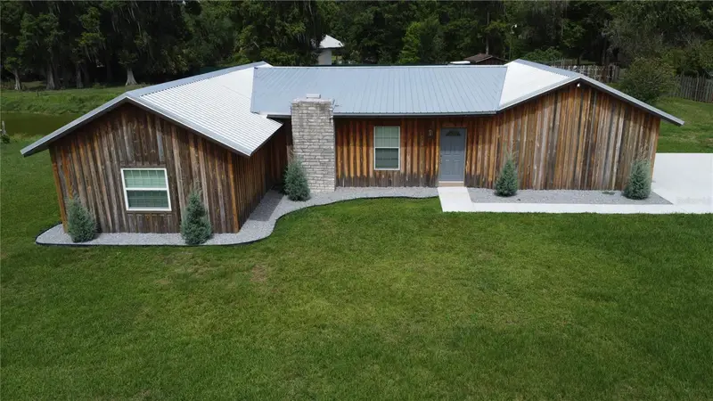 210 Josh Reynolds Rd, FL