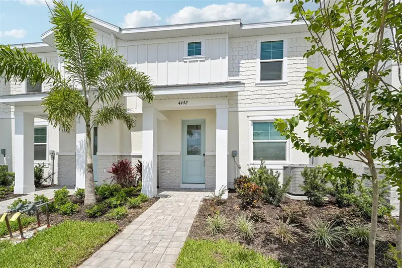 4442 Sunset Garden St, FL