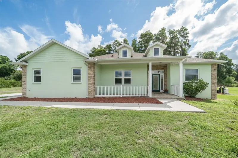 2610 Cabot Rd, FL