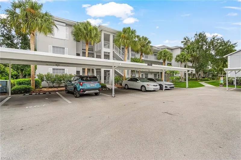 14461 Lakewood Trace Ct #103, FL