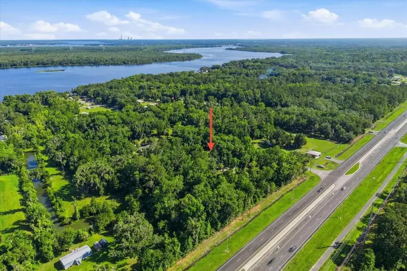 Troupe Rd, FL