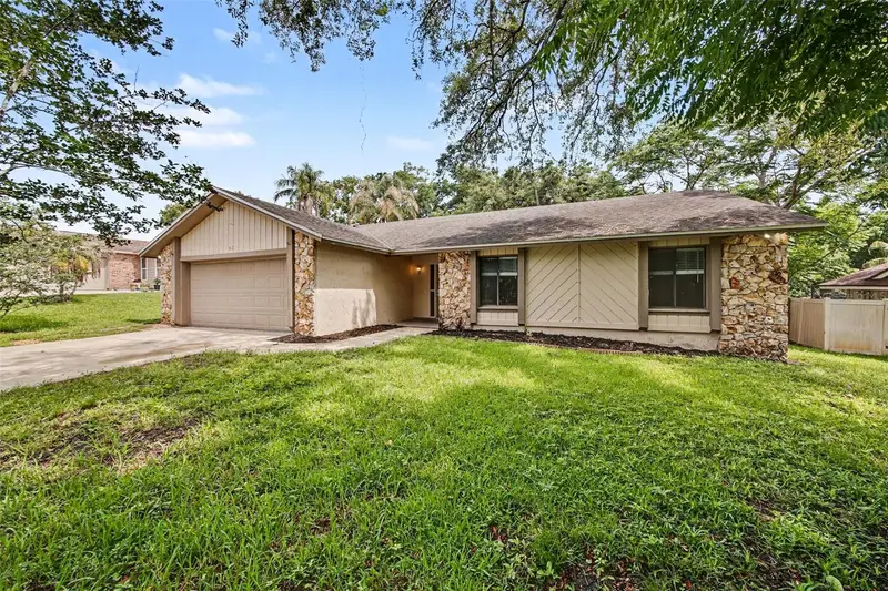 612 Heather Brite Cir, FL