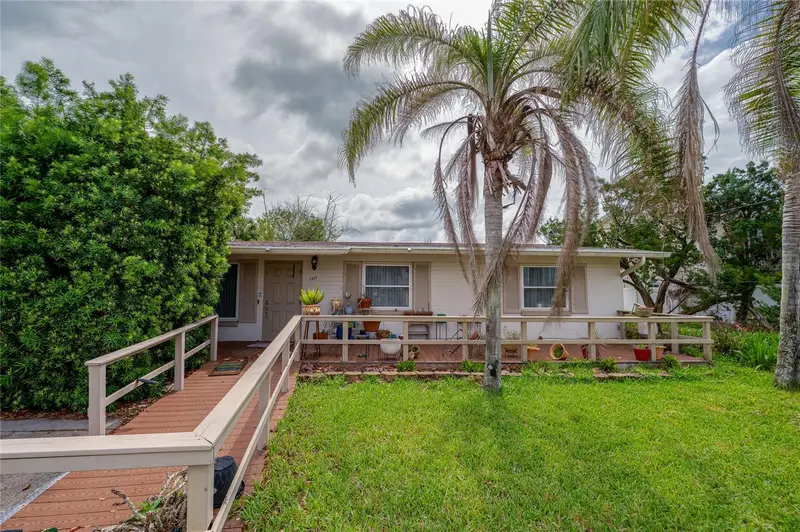 1211 N Peninsula Ave, FL