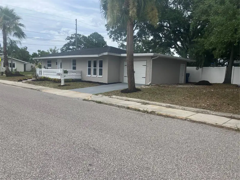 601 Banana St, FL