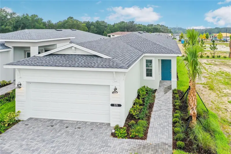 570 Hammock Oaks Blvd, FL