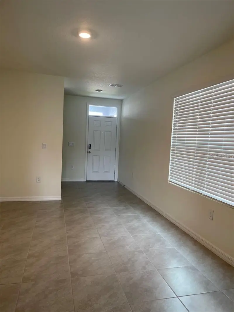 5526 Oxford Gray Rd, FL