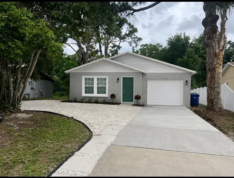 2542 22nd St, FL