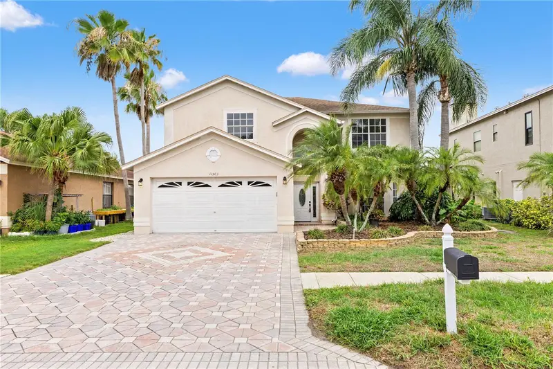 11503 Whispering Hollow Dr, FL