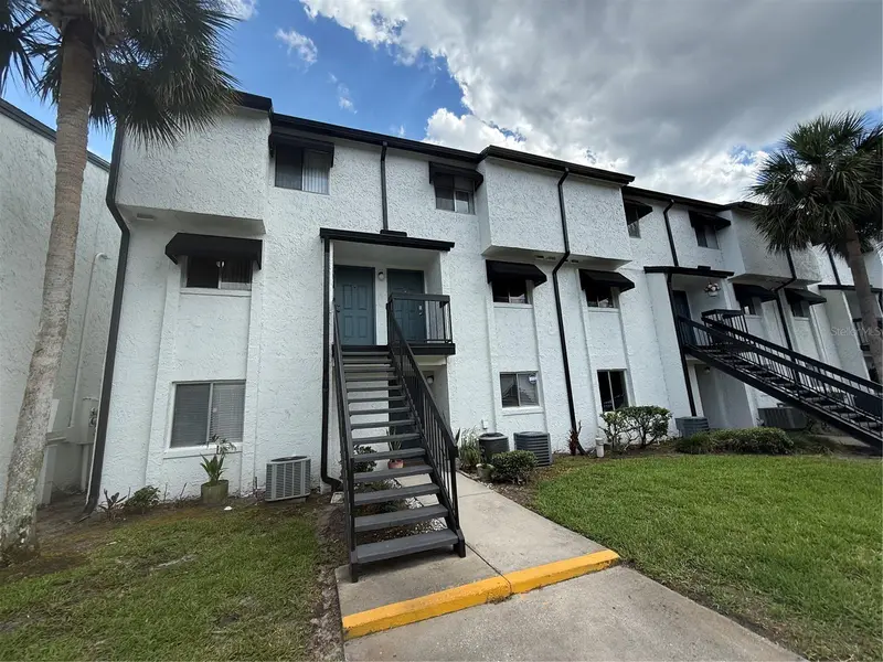 4111 S Semoran Blvd #3, FL