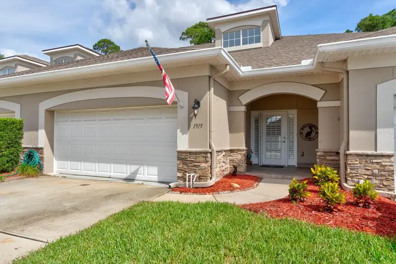 1915 Turnbull Lakes Dr, FL