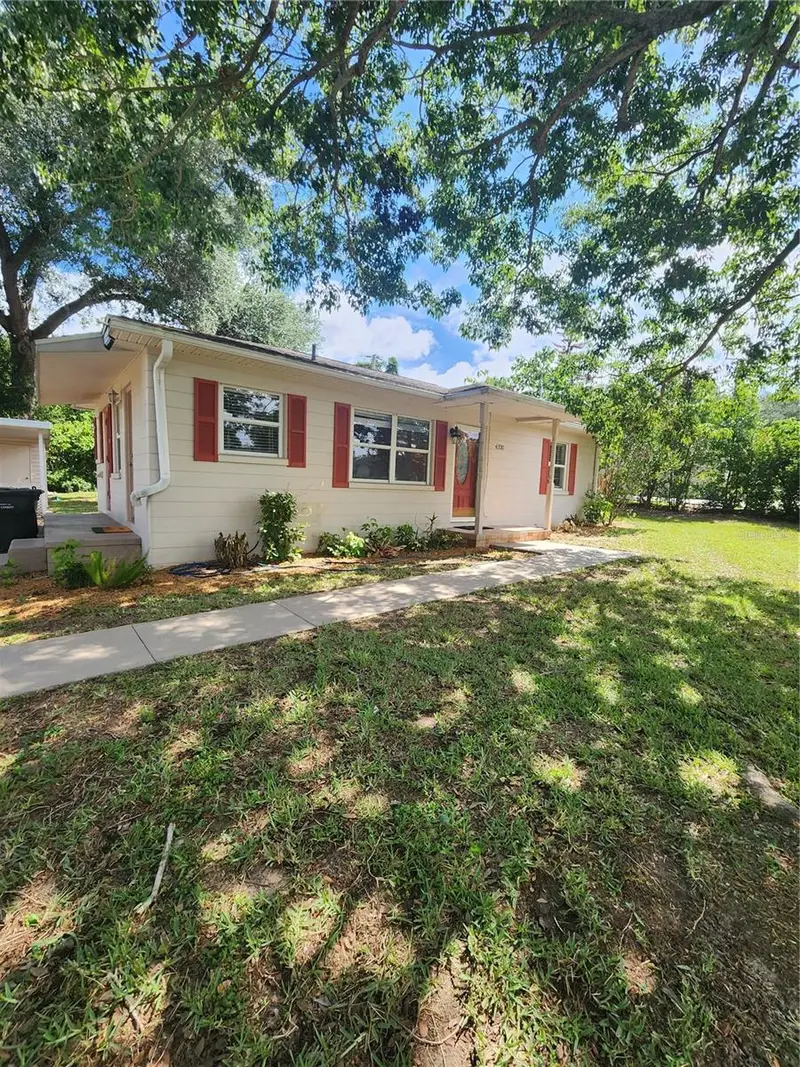 4320 Hedge Dr N, FL