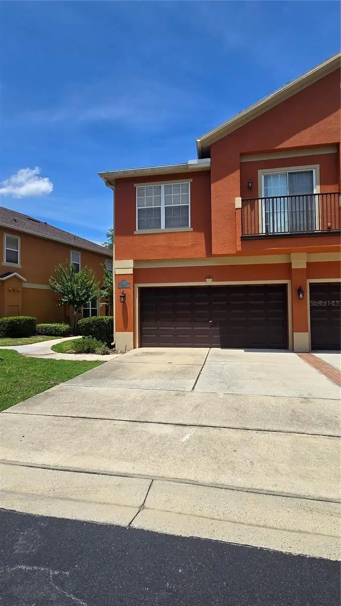 2921 Pine Oak Trl, FL