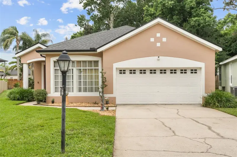 472 Dewars Ct, FL