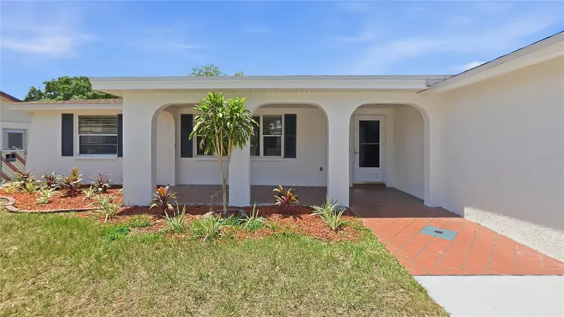 6250 Flag Dr, FL