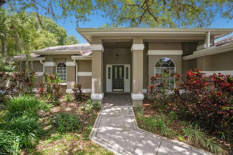 8020 Moonlight Ln, FL