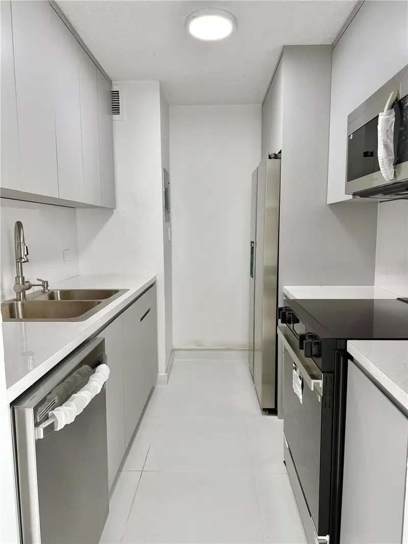 14 Ave.San Patricio #1004, PR