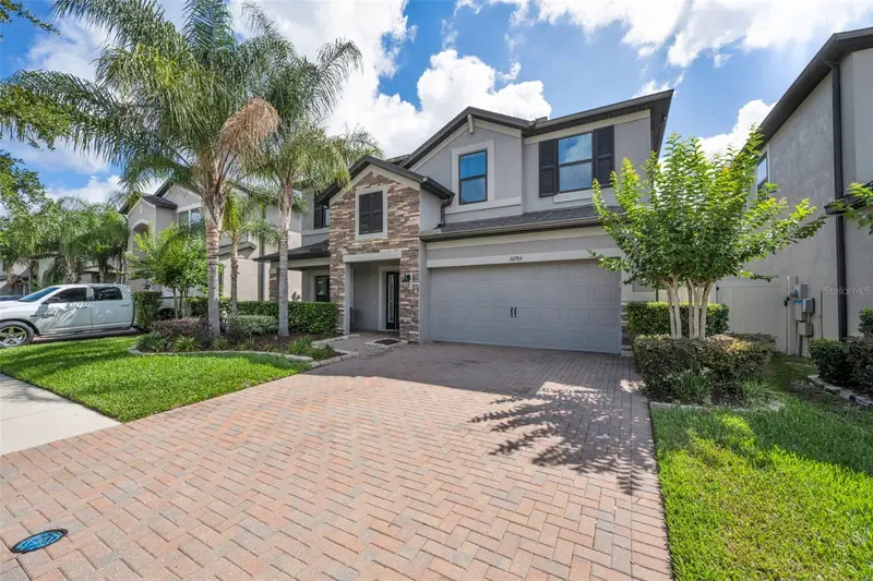 10764 Pleasant Knoll Dr, FL