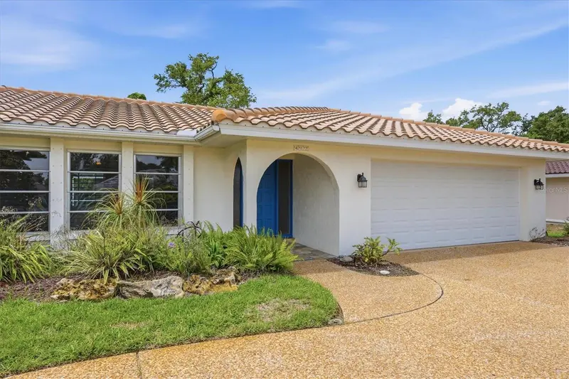 412 Giovanni Dr, FL