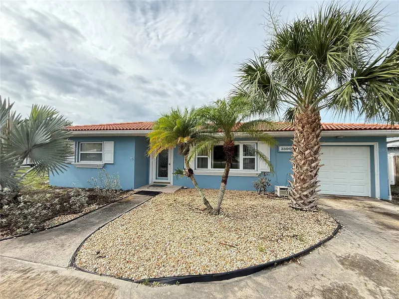 2100 8th Ave Sw, FL