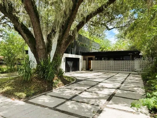 Lake Eola Heights listing