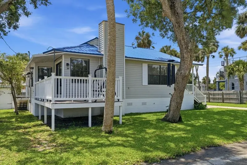 105 Mcdonald St, FL