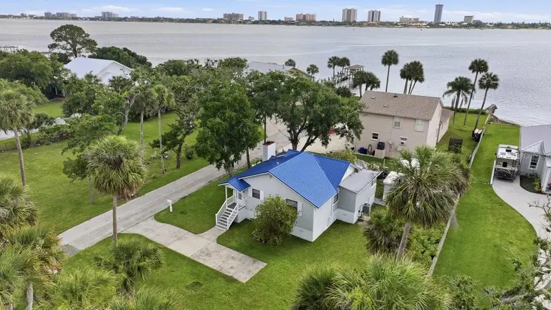 105 Mcdonald St, FL