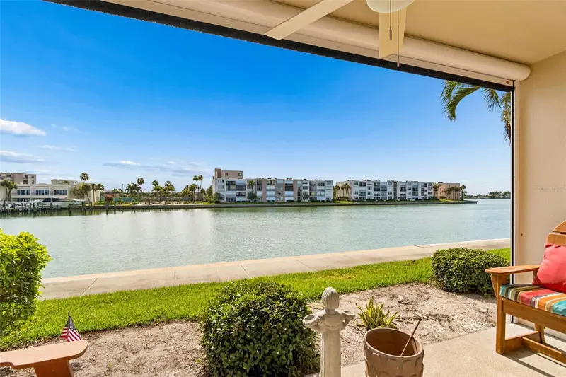 7540 Bay Island Dr S #162, FL