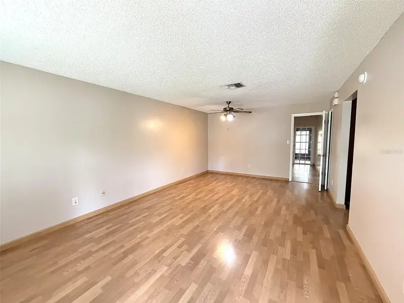 731 Hummingbird Ln, FL
