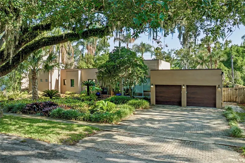 651 Magnolia Dr, FL