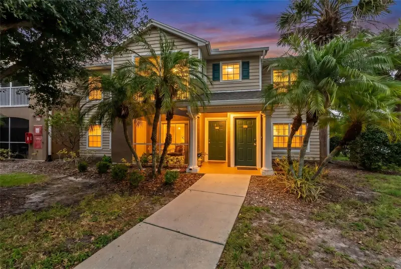 8933 Manor Loop #104, FL
