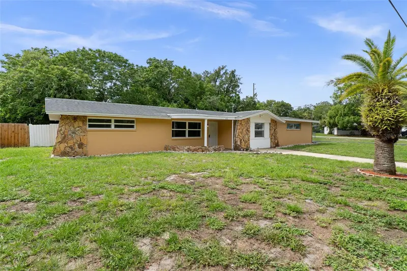 4104 Arrowhead Ave, FL