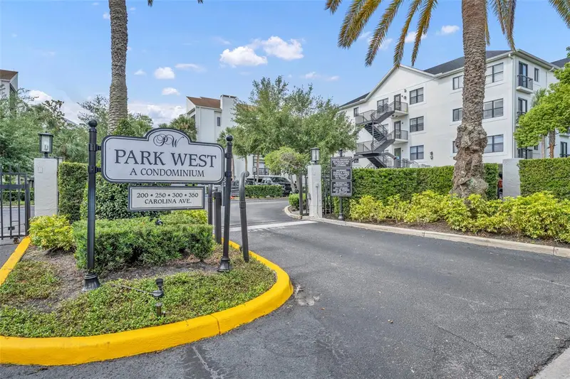 300 Carolina Ave #301, FL