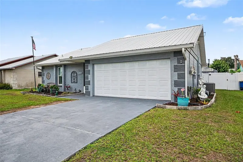 1555 Harbor Way, FL