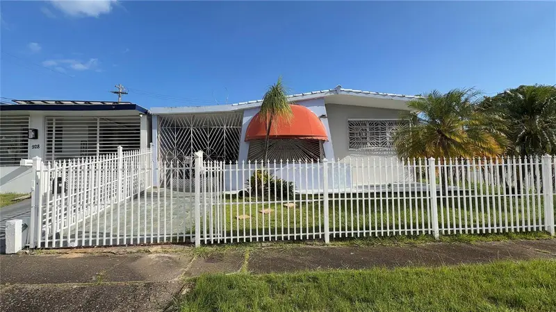 Calle Becasina E-32 Urb Country Club #926, PR