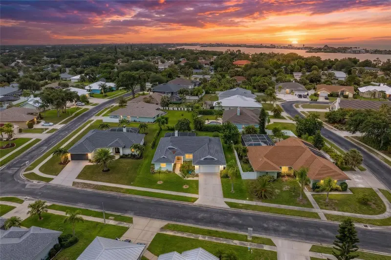 405 Bayside Ln, FL