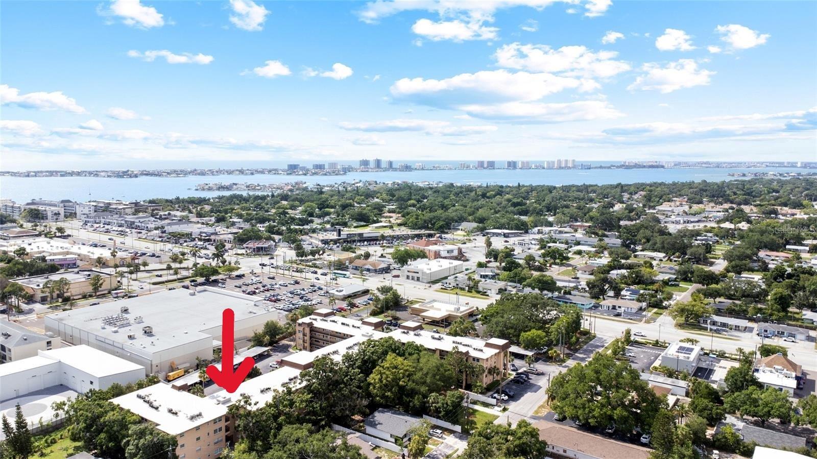 2525 W Bay Dr #D13, FL