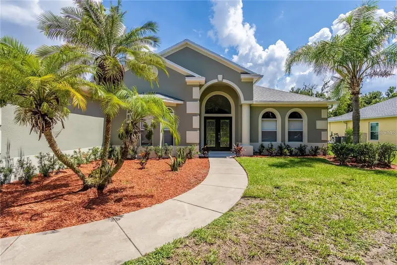 4946 Lazy Oaks Way, FL