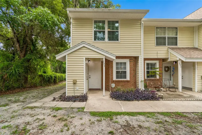 131 Hidden Arbor Ct, FL