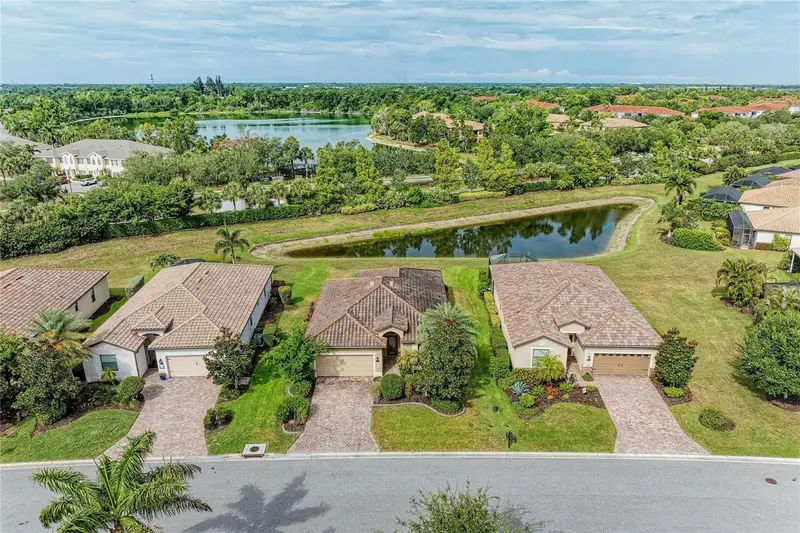 165 Wandering Wetlands Cir, FL