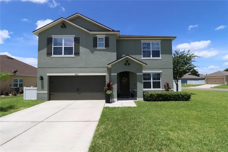 863 Lake Cummings Blvd, FL