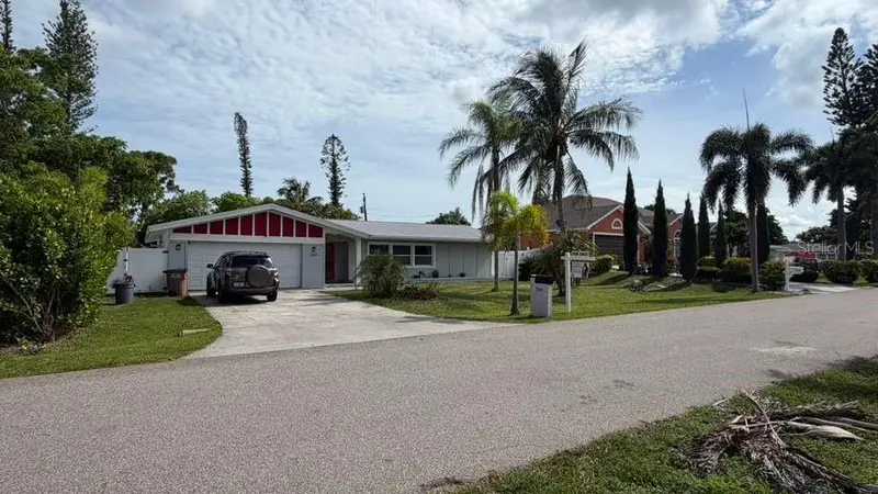 244 Se 46th St, FL