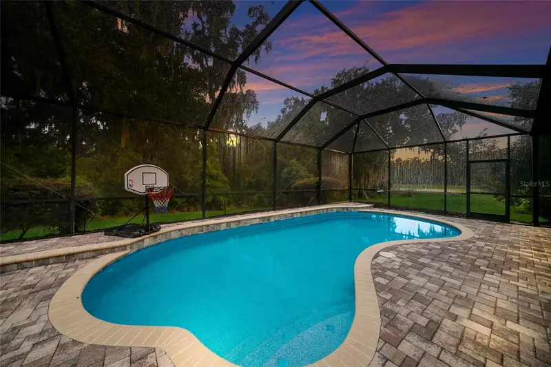 17463 New Cross Cir, FL