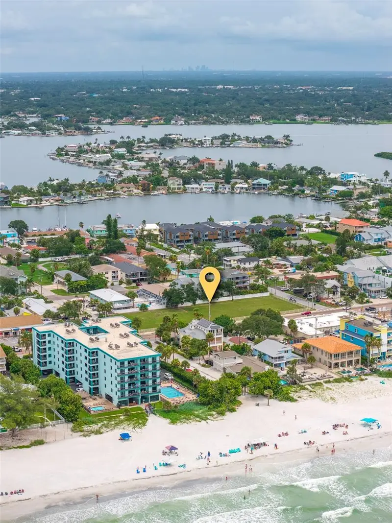2300 Gulf Blvd, FL