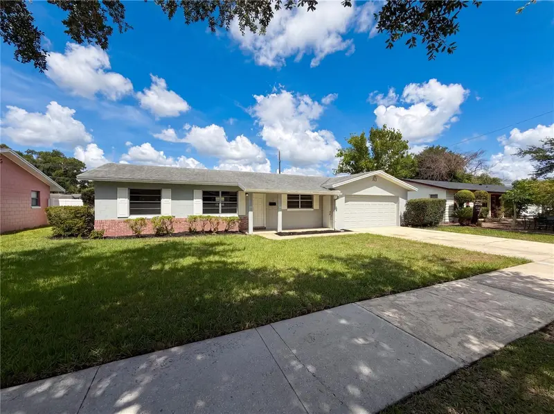 1024 Sunwood Ln, FL