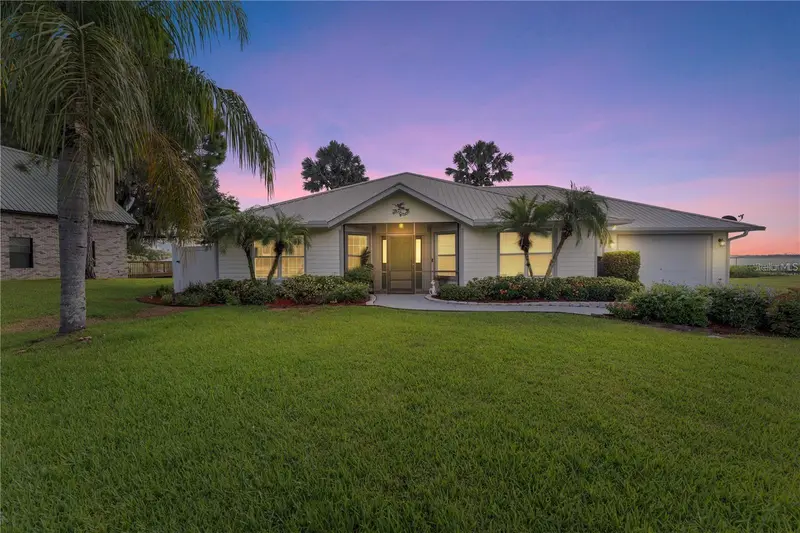 2608 Pine Needle Dr, FL