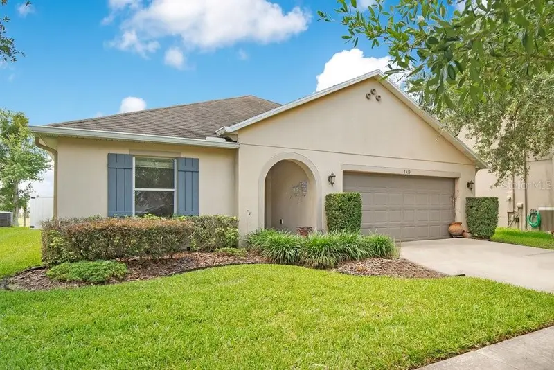2319 Plantation Oak Dr, FL